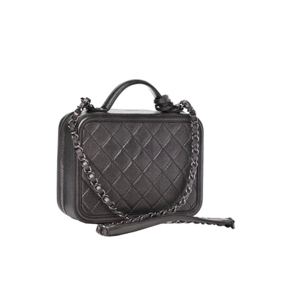 Chanel Caviar Vanity Case - Picture 2 of 3